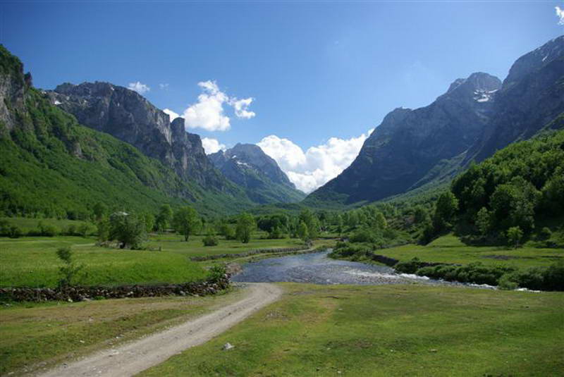 Wide open countryside in Prokletije Mountains (Montenegro Tourist office)